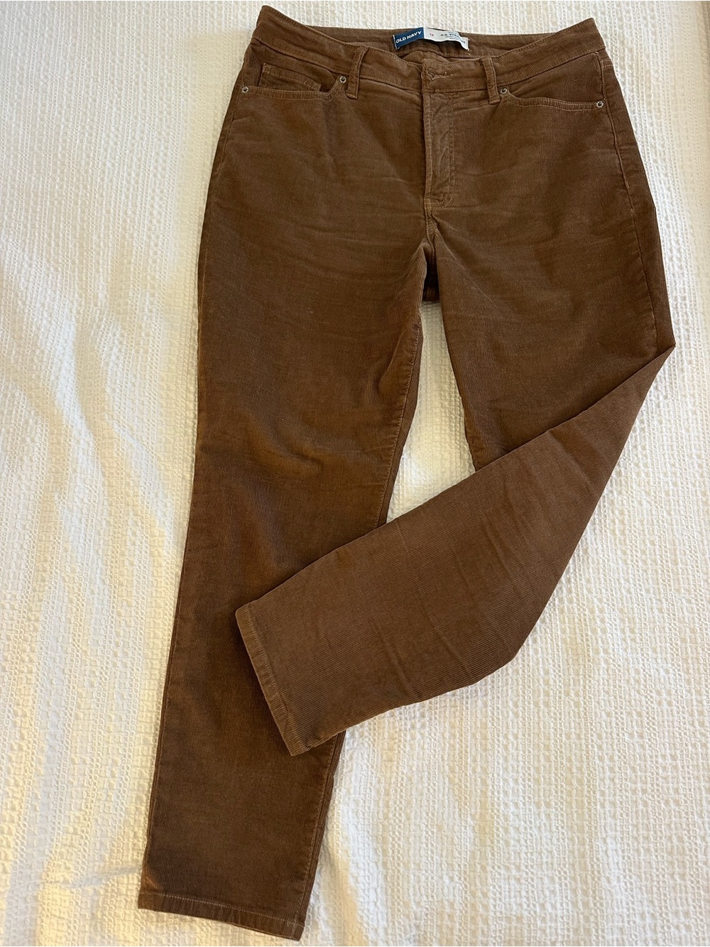 Old Navy women’s Corduroy Pants in Brown